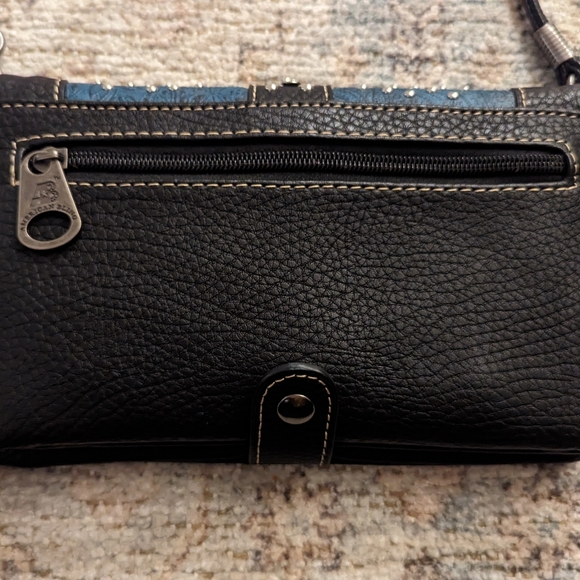 American Bling Western Cross bag and wristlet NWOT - Picture 5 of 13